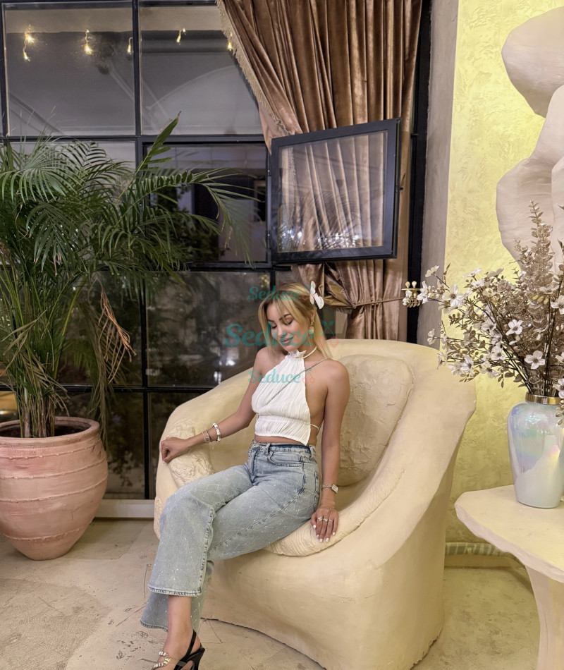 Photo escort girl Dora: the best escort service
