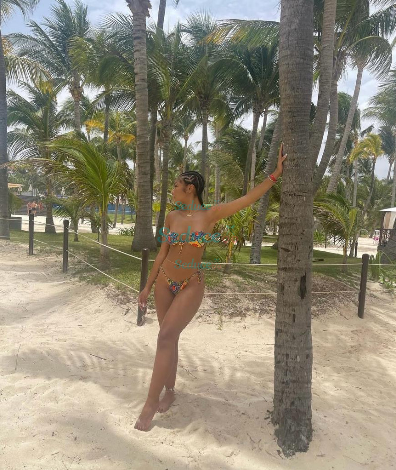 Photo escort girl Sarah : the best escort service