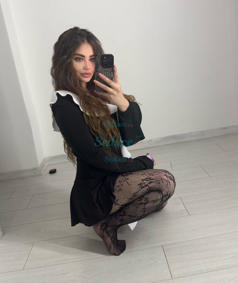 Photo escort girl Ksenia: the best escort service