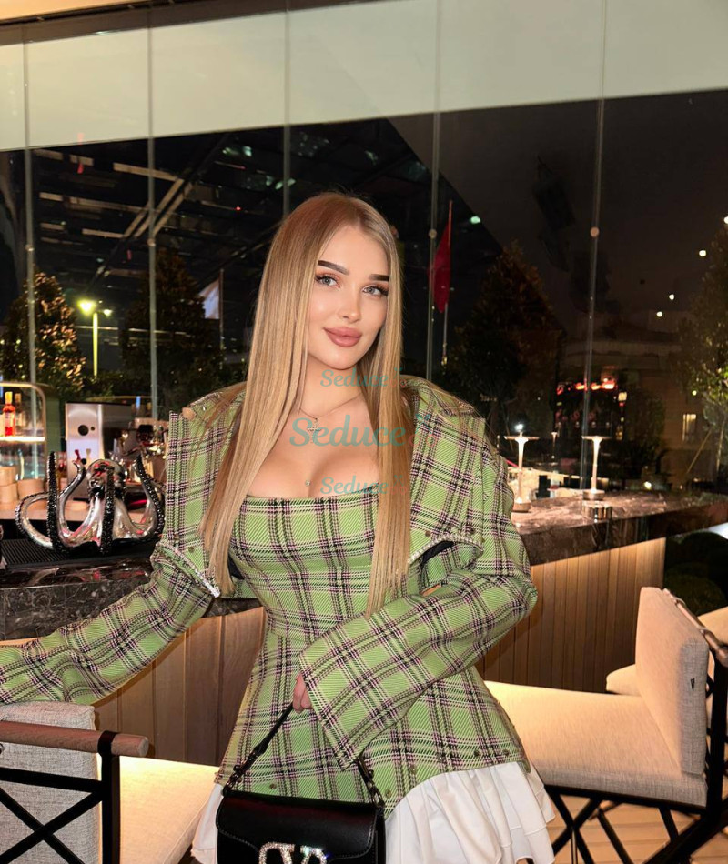 Photo escort girl Mila: the best escort service