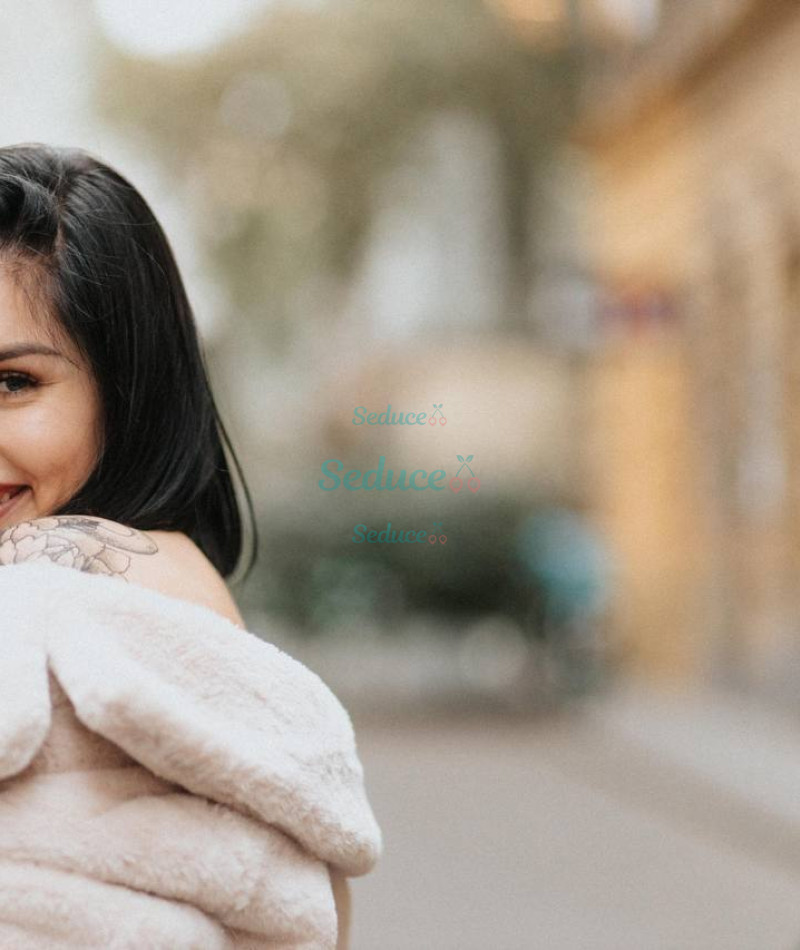 Photo escort girl Amina: the best escort service