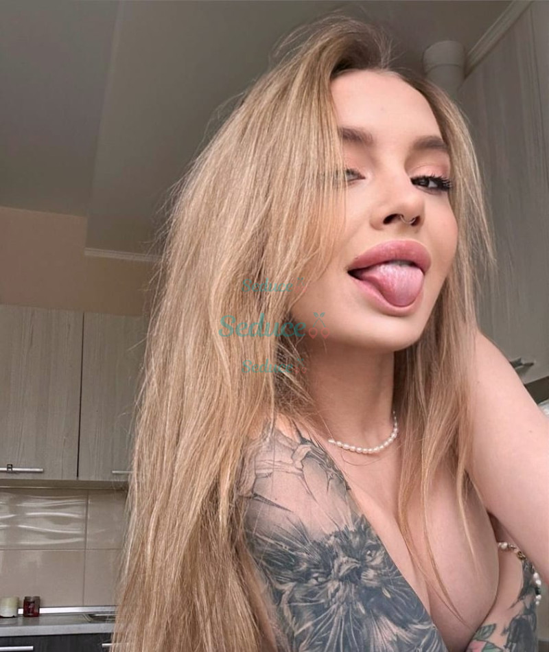 Photo escort girl Kira: the best escort service