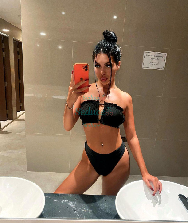 Photo escort girl Kristina: the best escort service
