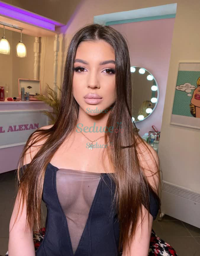 Photo escort girl Karina: the best escort service