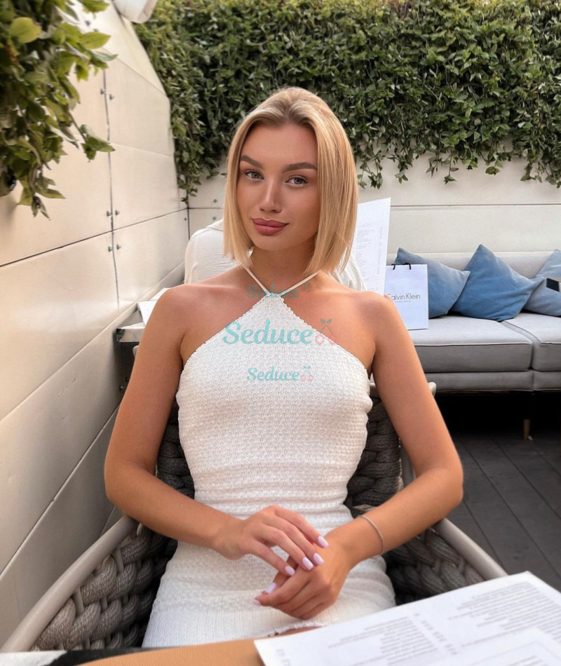 Photo escort girl Lara : the best escort service