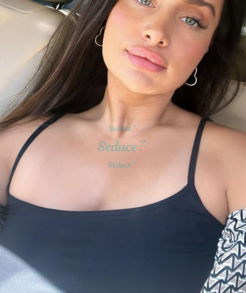 Photo escort girl Polina: the best escort service