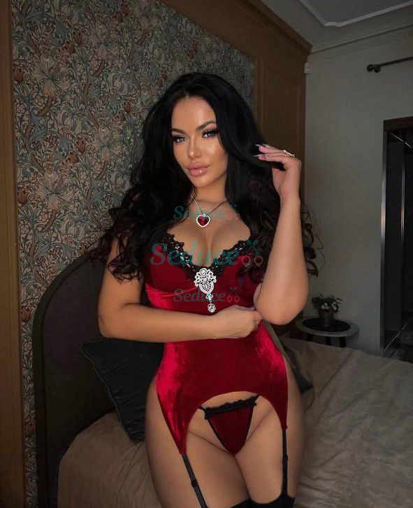 Photo escort girl Bella: the best escort service