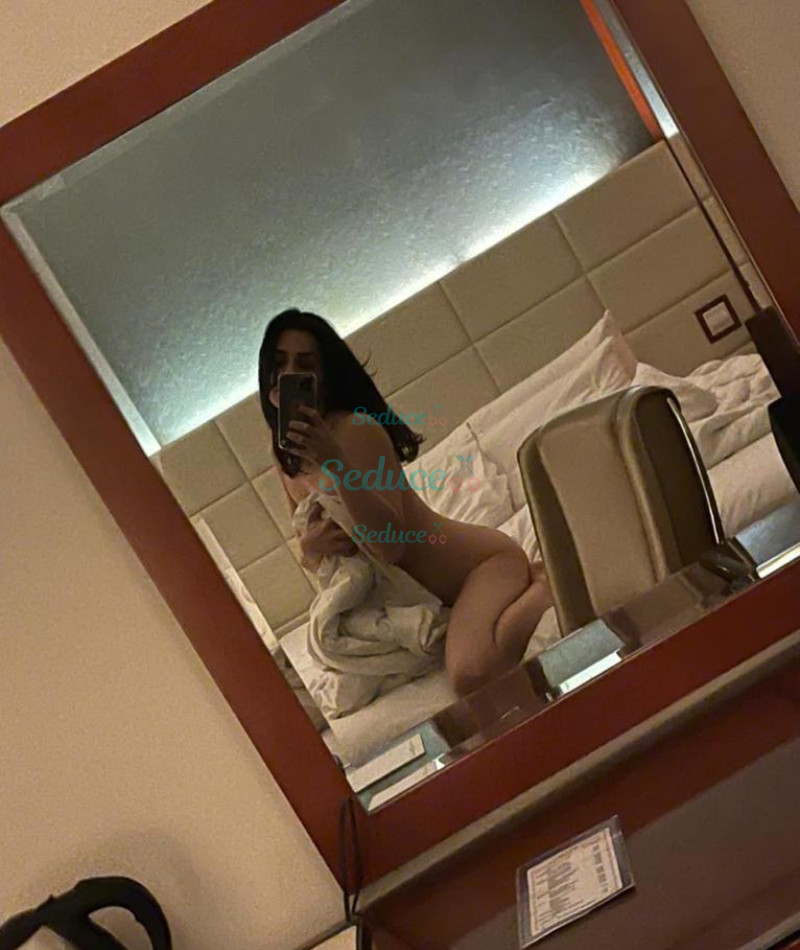 Photo escort girl Mayala: the best escort service