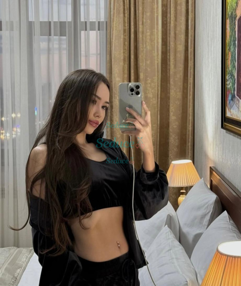 Photo escort girl Lizi: the best escort service