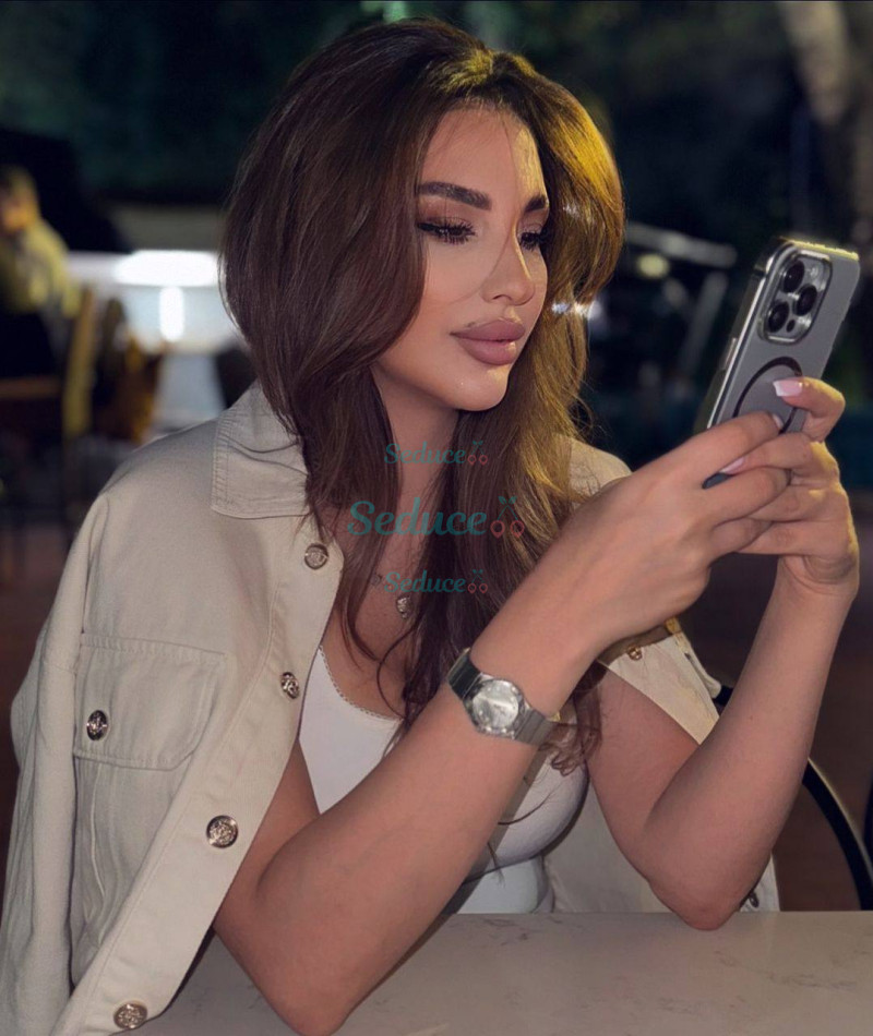 Photo escort girl Miss Di: the best escort service