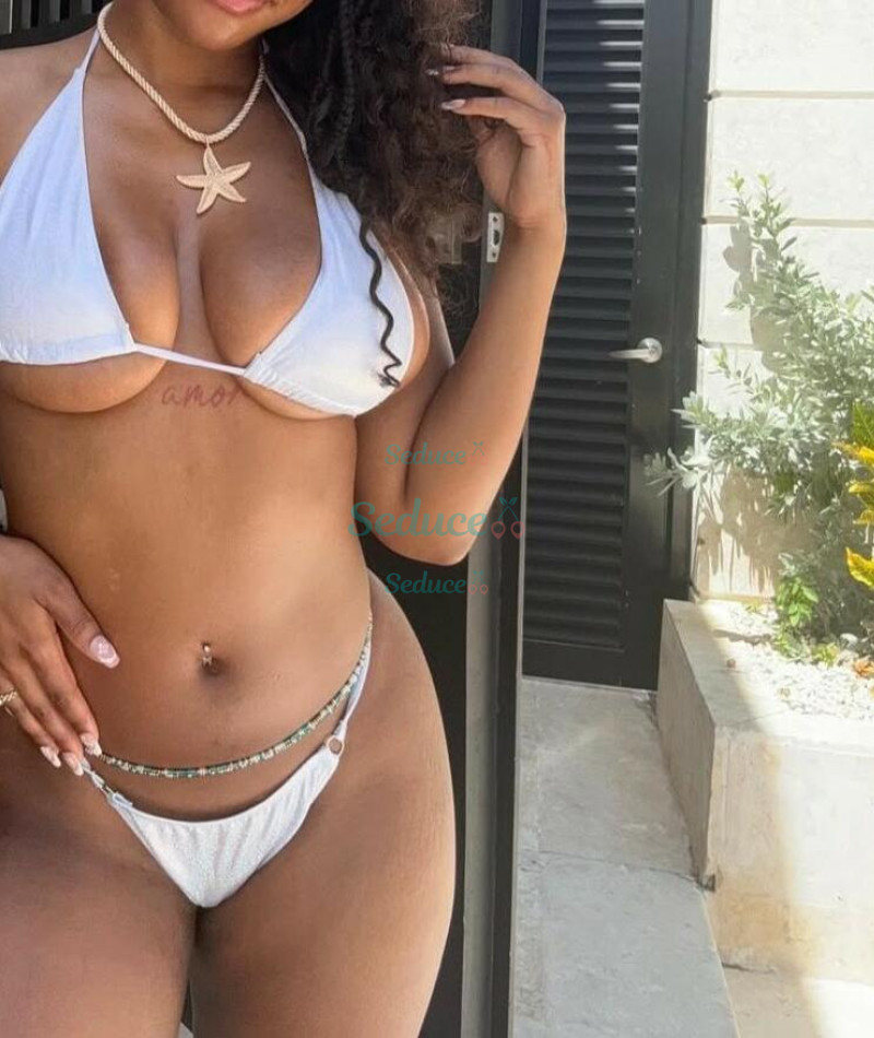 Photo escort girl Emily : the best escort service