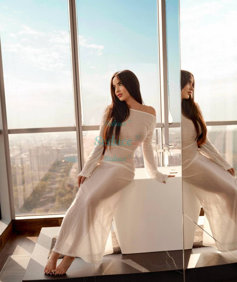 Photo escort girl Mila: the best escort service