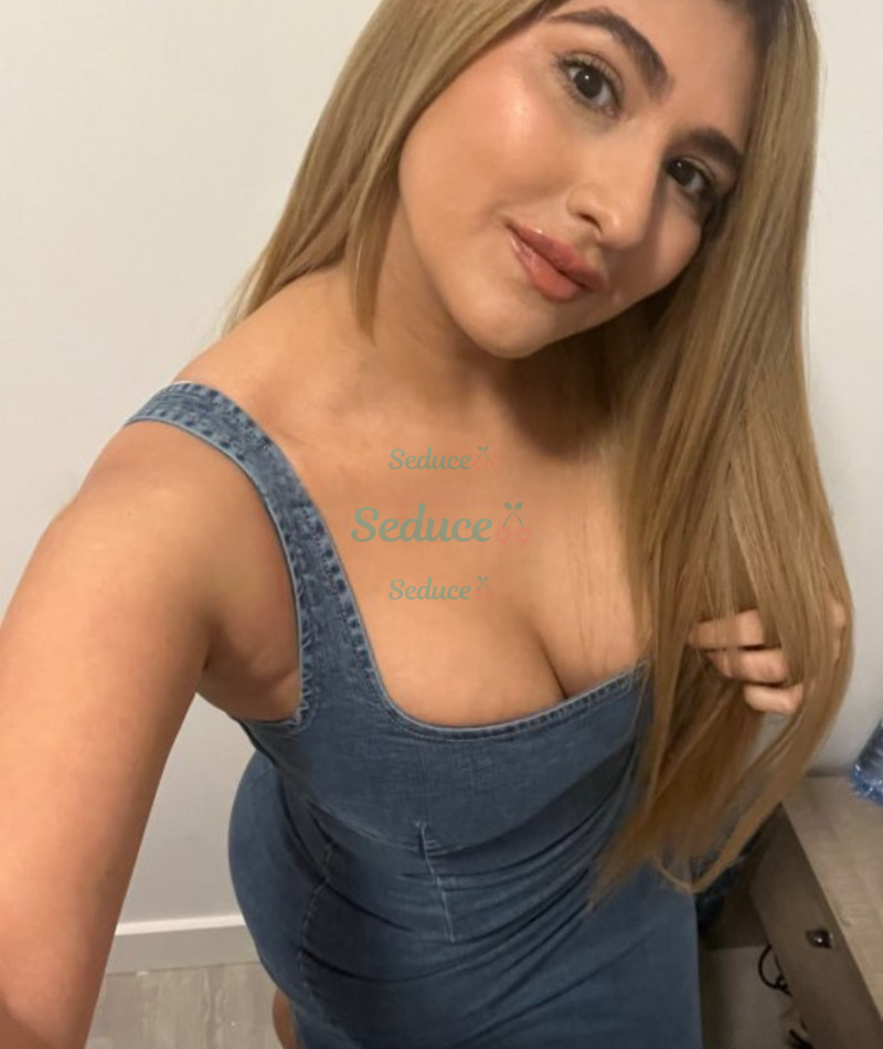 Photo escort girl Sahar mina: the best escort service