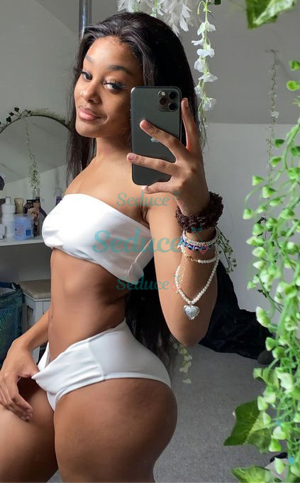 Photo escort girl Jenifer : the best escort service