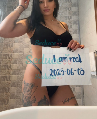 Photo escort girl LARA: the best escort service