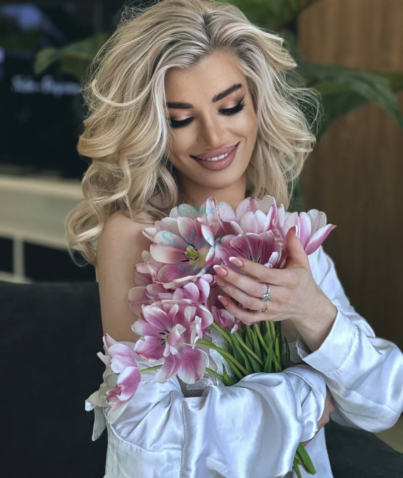Photo escort girl VIP ZLATKA: the best escort service
