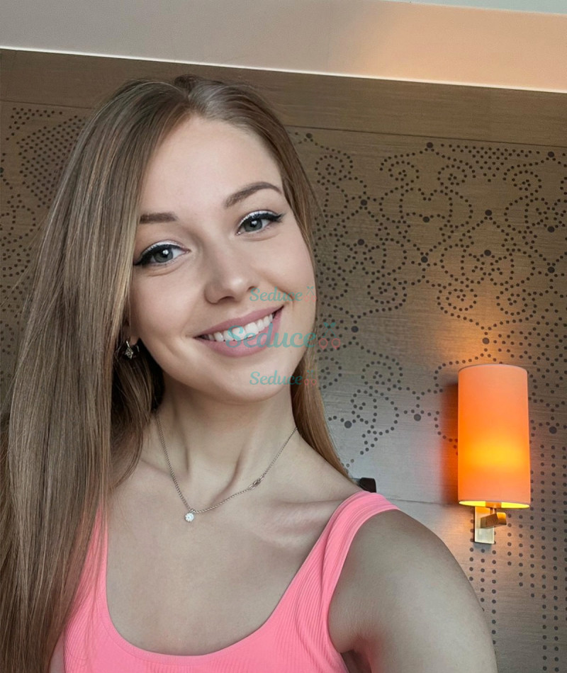 Photo escort girl BEATRICE LUX: the best escort service
