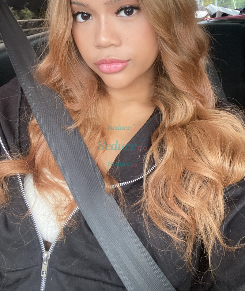 Photo escort girl Malika: the best escort service
