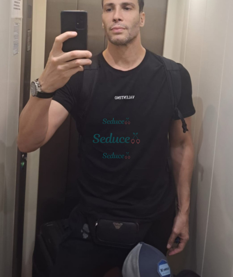 Photo escort girl ArgentineanboyXL: the best escort service