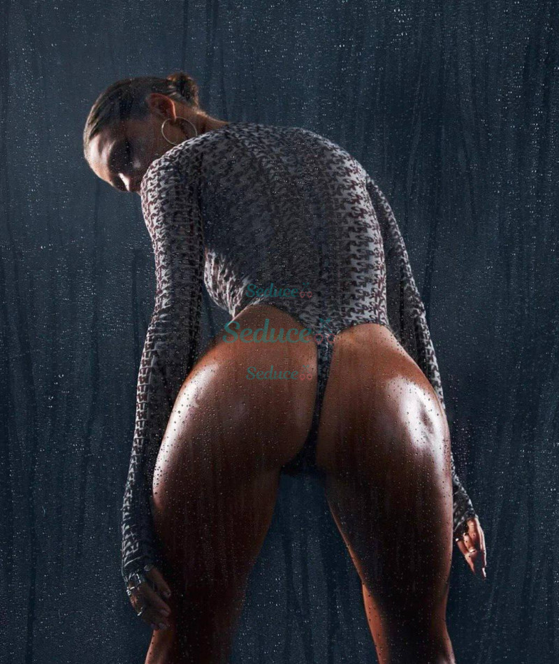 Photo escort girl Inessa: the best escort service
