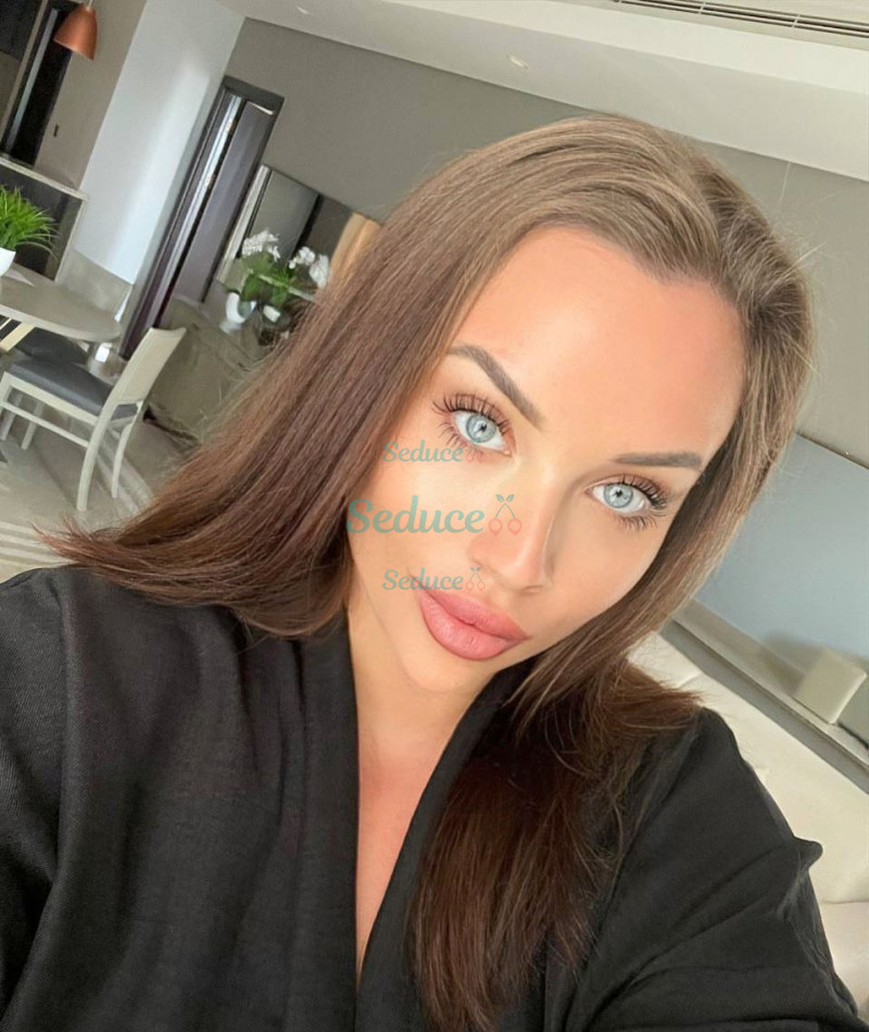 Photo escort girl Nikka: the best escort service