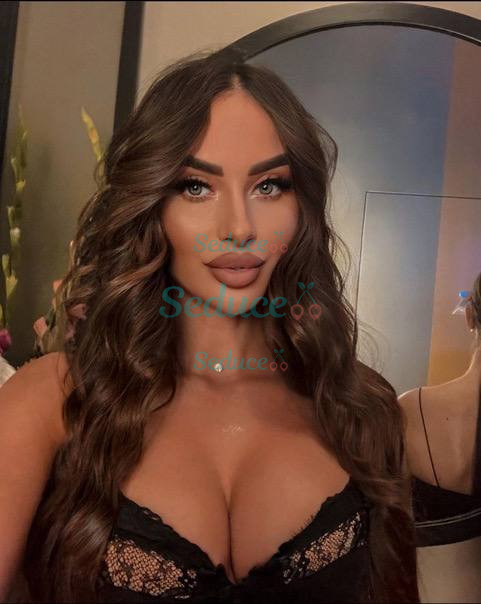 Photo escort girl Vika: the best escort service