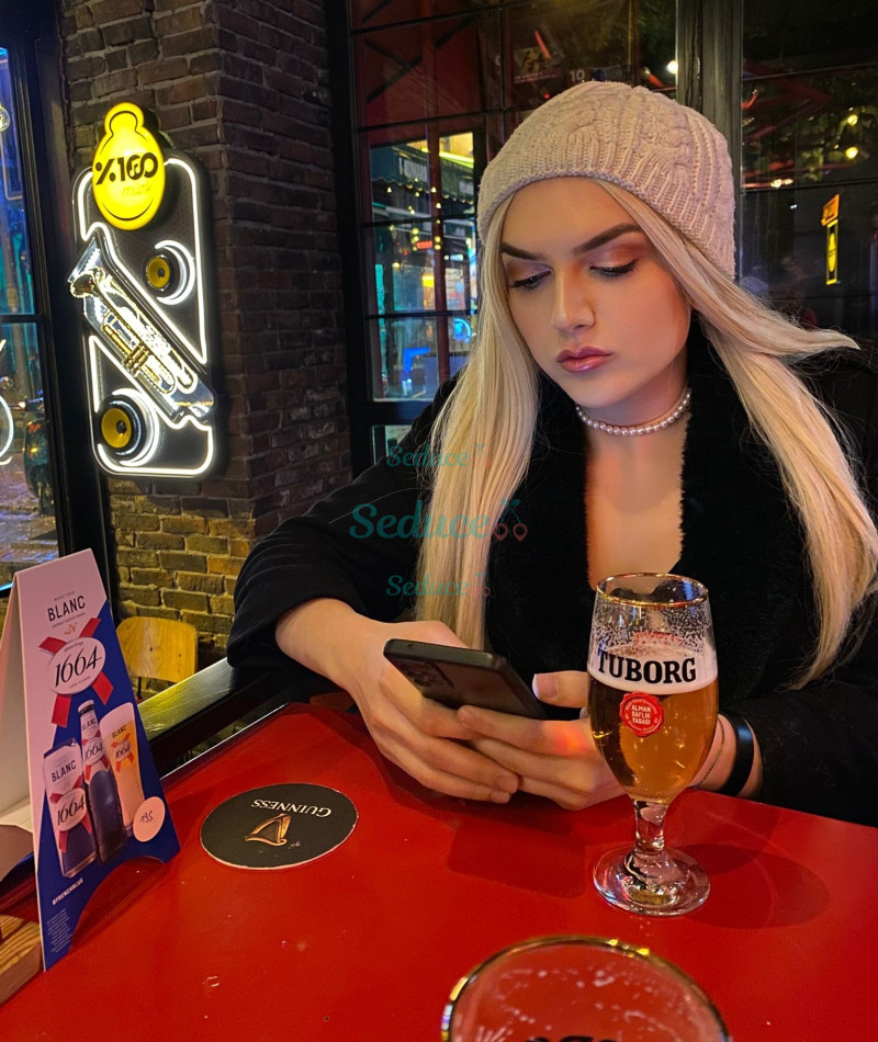 Photo escort girl Beren: the best escort service
