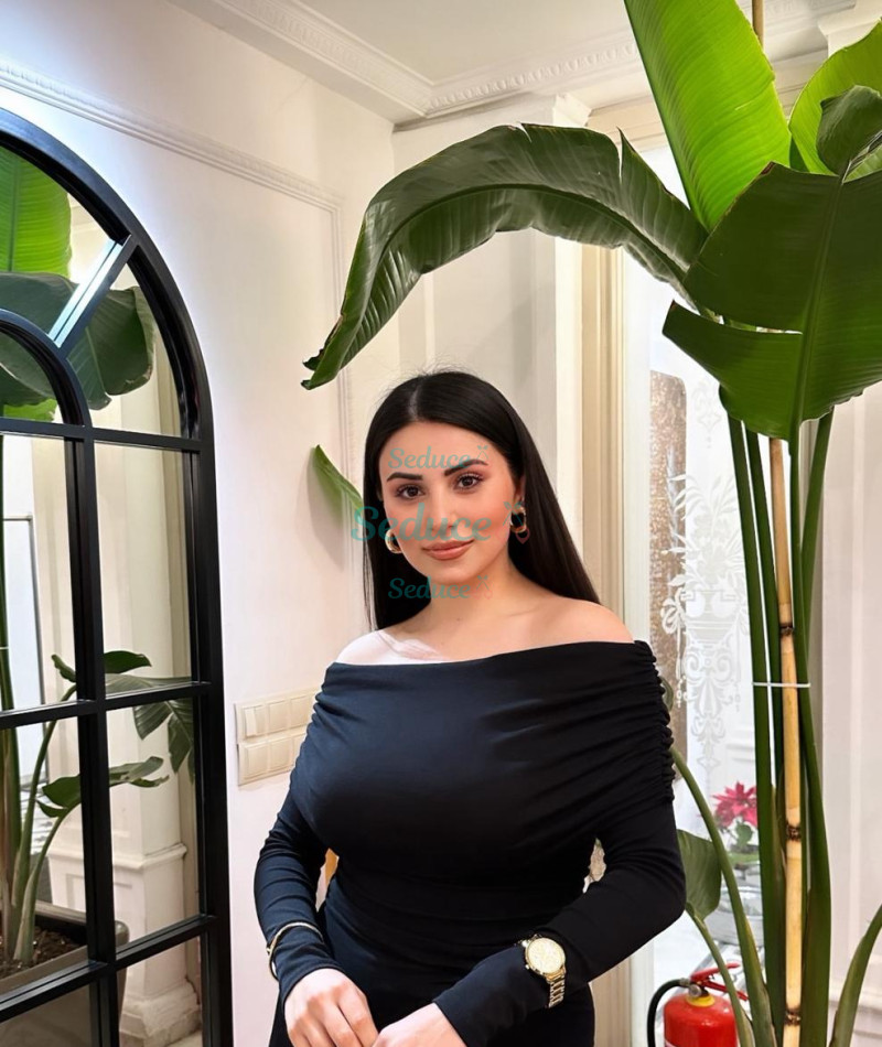 Photo escort girl melisa: the best escort service