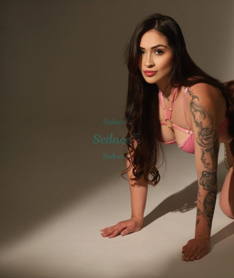 Photo escort girl Andrea: the best escort service