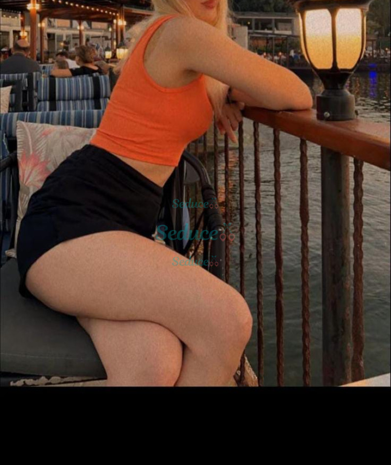 Photo escort girl Alexandra : the best escort service