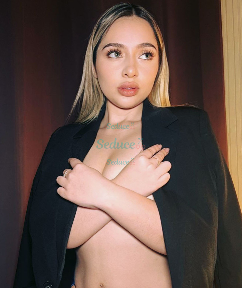 Photo escort girl Shadi: the best escort service