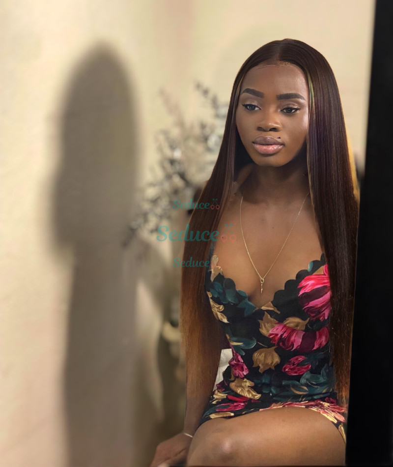 Photo escort girl CLEO: the best escort service