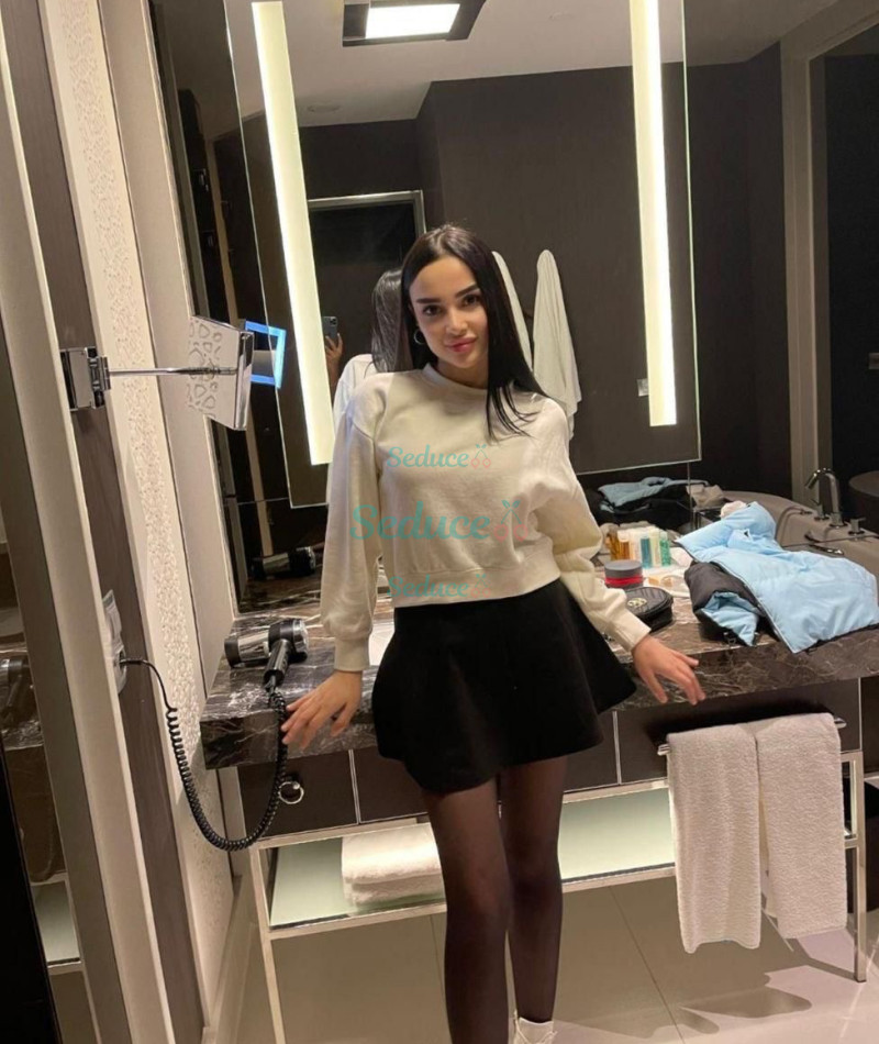 Photo escort girl Anetta: the best escort service
