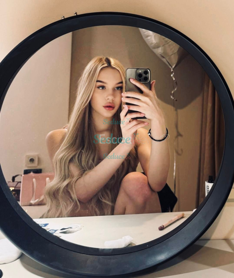 Photo escort girl SOFIA: the best escort service