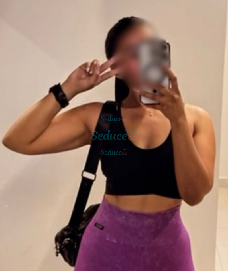Photo escort girl Estefany Lopez: the best escort service