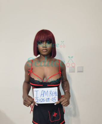 Photo escort girl Shaniel: the best escort service