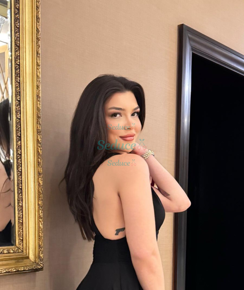Photo escort girl Melis: the best escort service