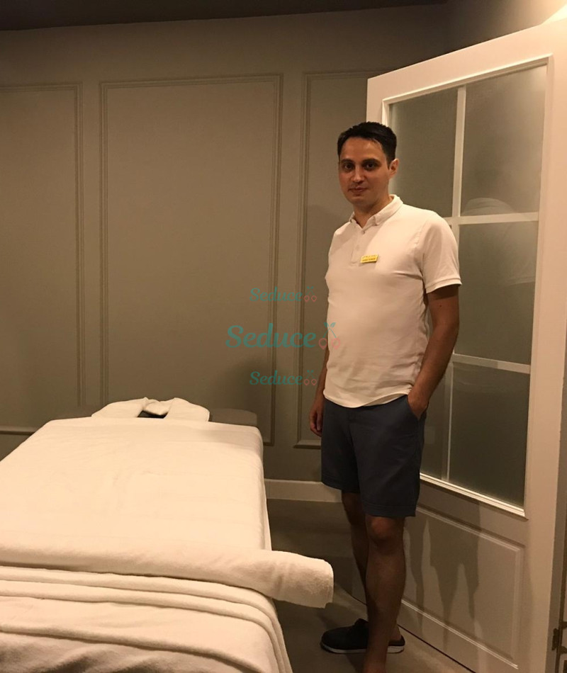 Photo escort girl Therapist: the best escort service