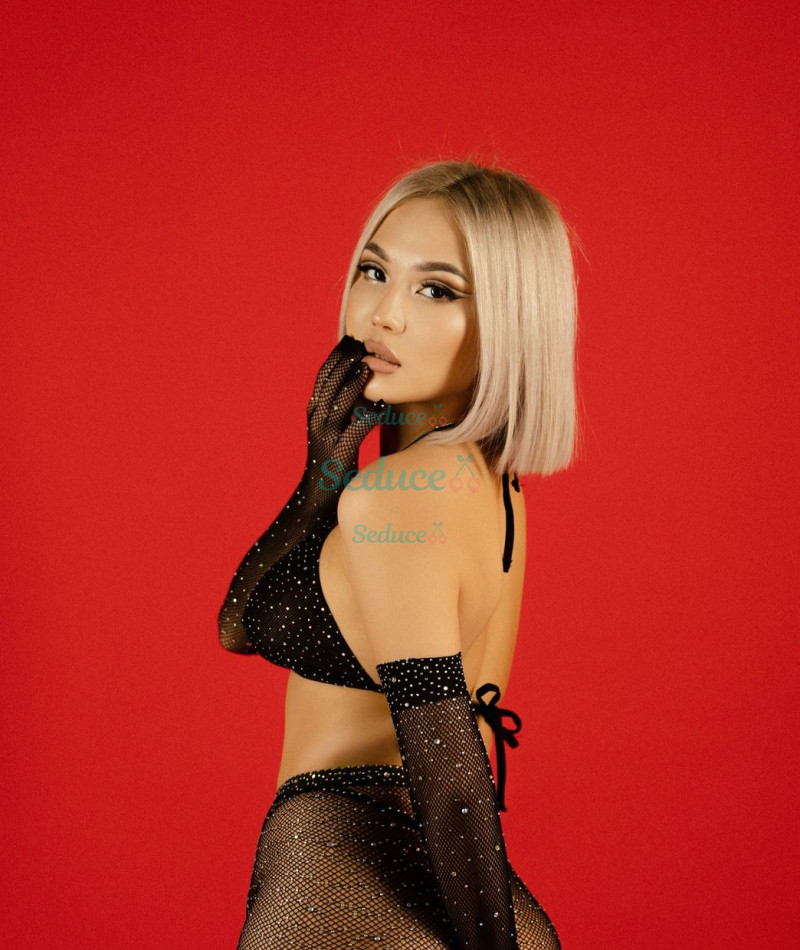 Photo escort girl Amelia: the best escort service