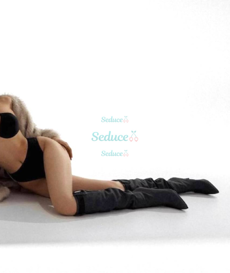 Photo escort girl ALICE: the best escort service