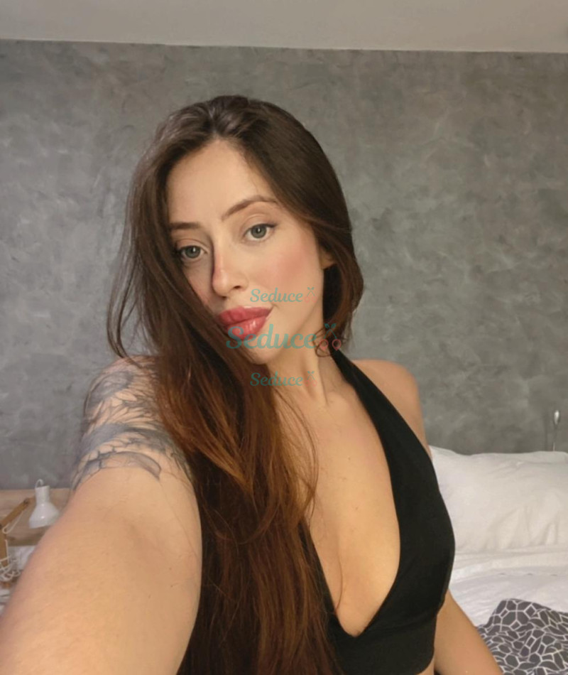 Photo escort girl Mikaela: the best escort service
