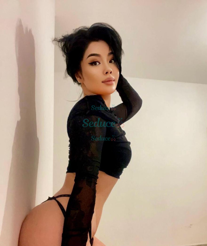 Photo escort girl SakuraViip : the best escort service