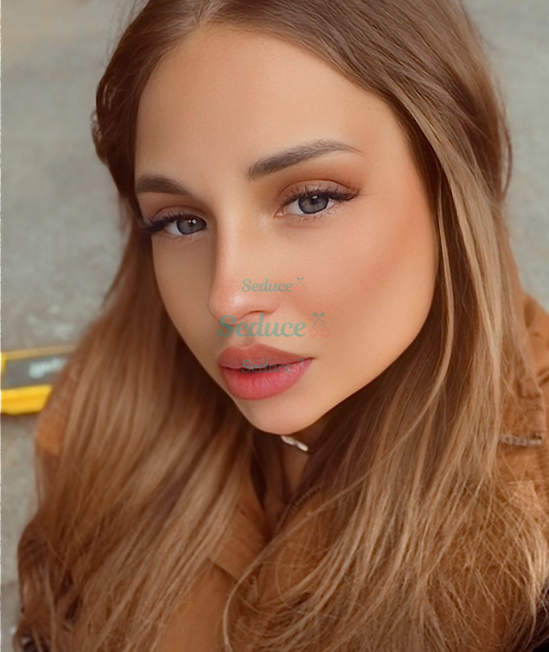 Photo escort girl Polina: the best escort service