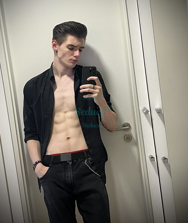 Photo escort girl Artem: the best escort service