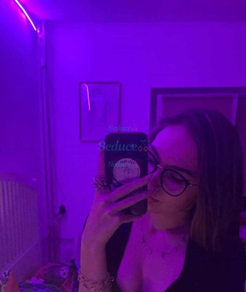 Photo escort girl Doranaesa: the best escort service