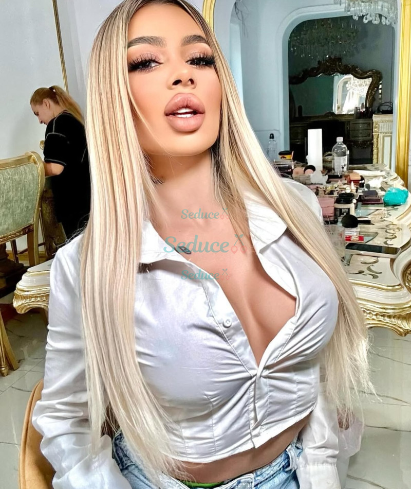 Photo escort girl Bianca : the best escort service