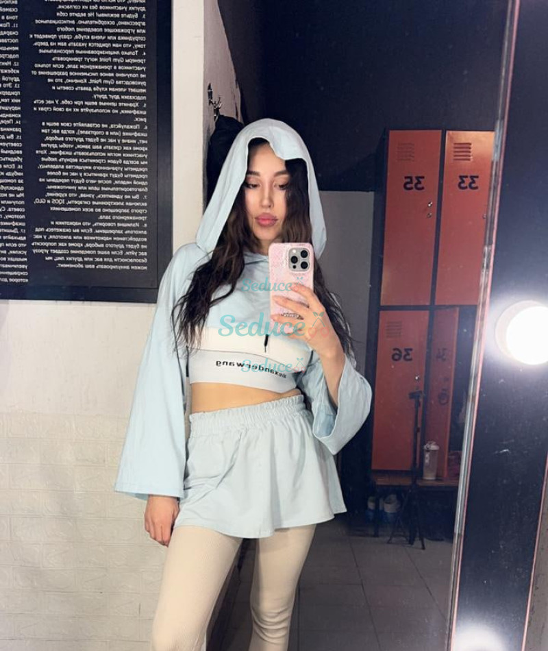 Photo escort girl AMINA: the best escort service