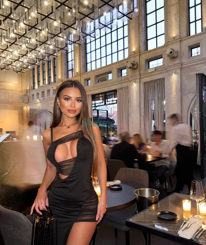 Photo escort girl Nikol: the best escort service