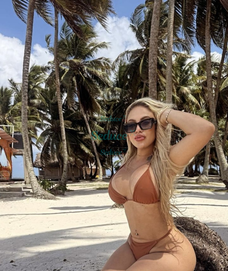 Photo escort girl Aurora: the best escort service