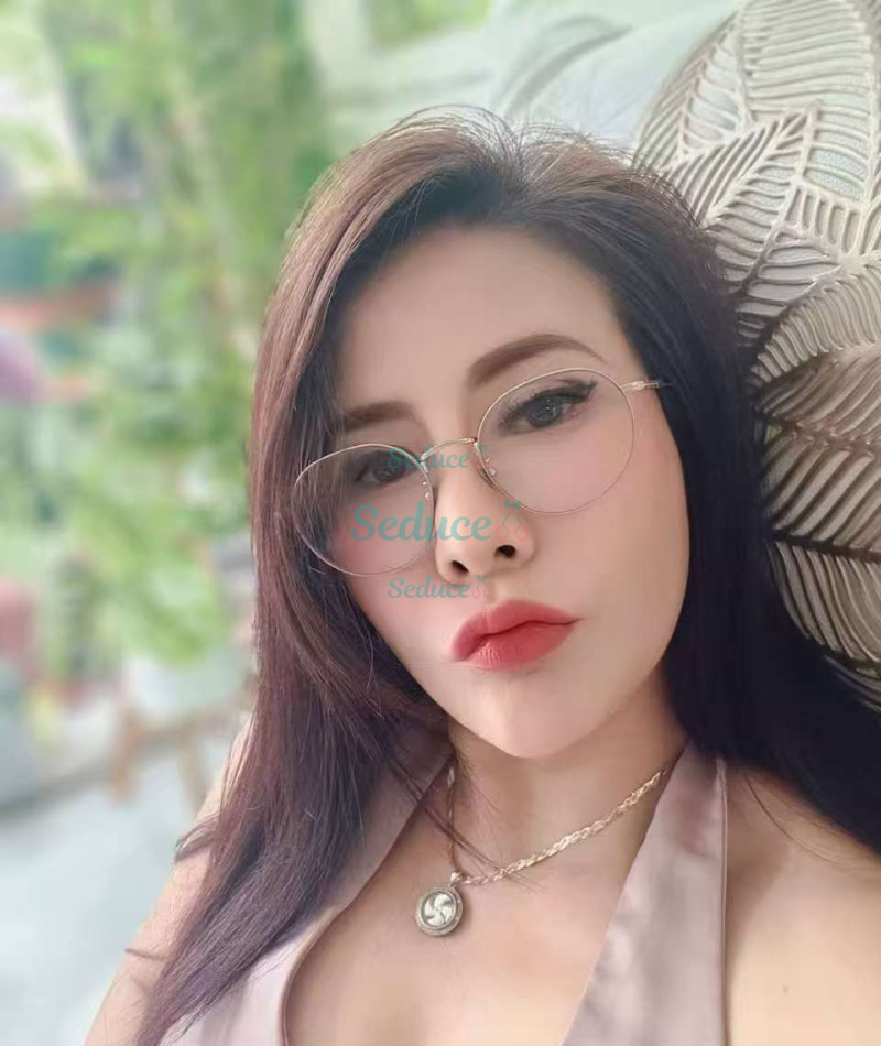 Photo escort girl linda: the best escort service